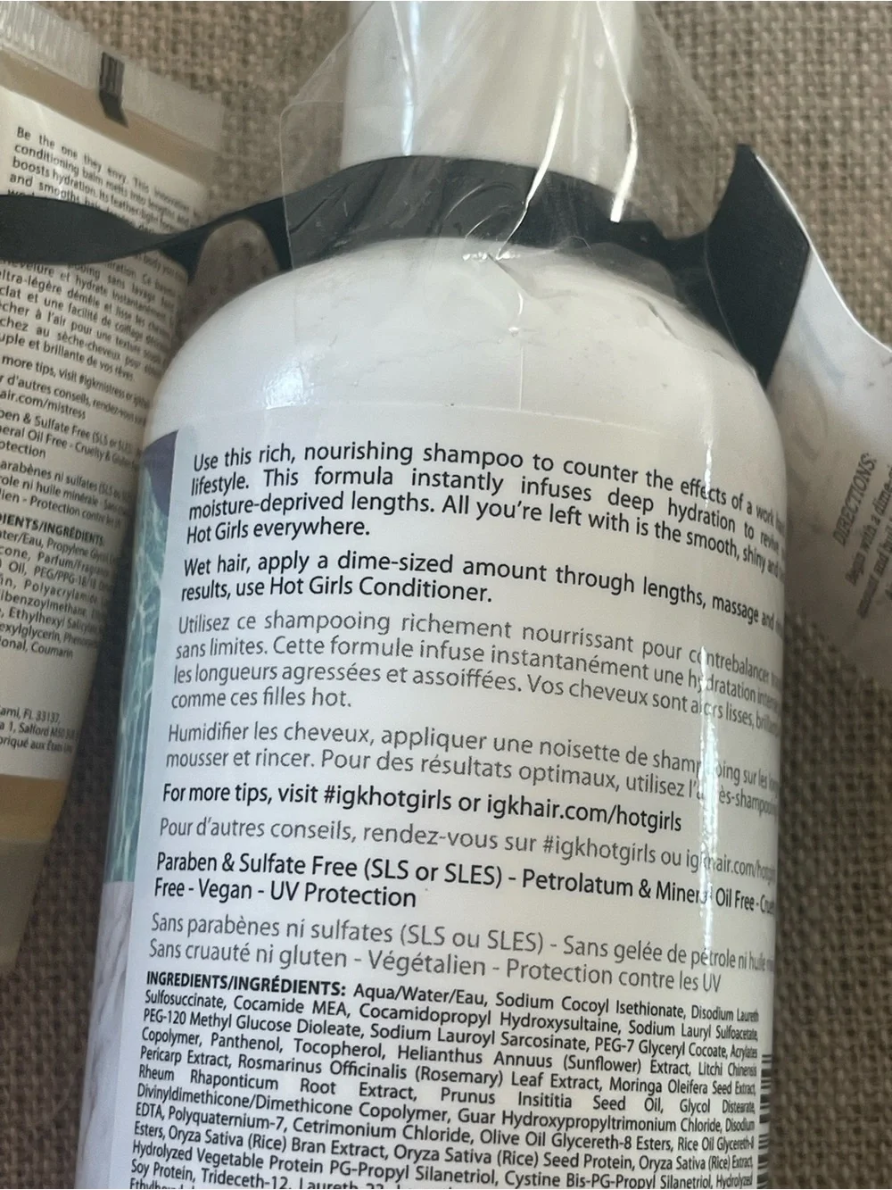 IGK Hot Girls Hydrating Shampoo with free gift